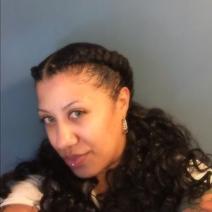 Meet your Posher, Janelle